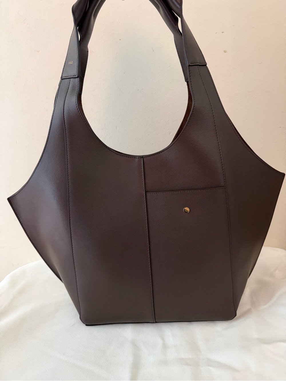 PARACHUTE SMALL
Smooth Brown